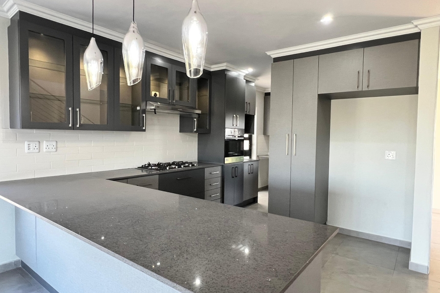 3 Bedroom Property for Sale in Wavecrest Eastern Cape